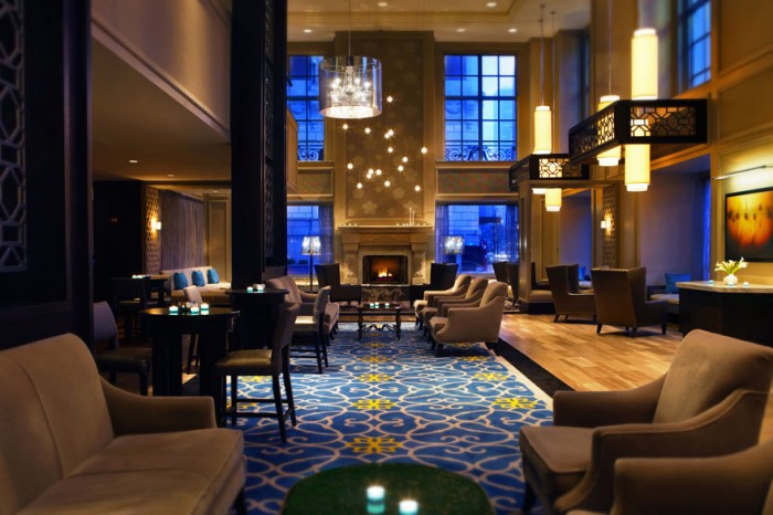 Hilton Chicago 720 Lounge